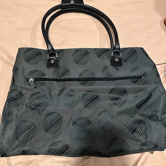 Kenneth Cole Reaction Overnight Bag - Picture 2 of 2